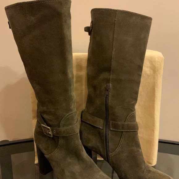 Coach Boots - Picture 6 of 6